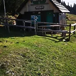 Kiara & Apartma Jesenice